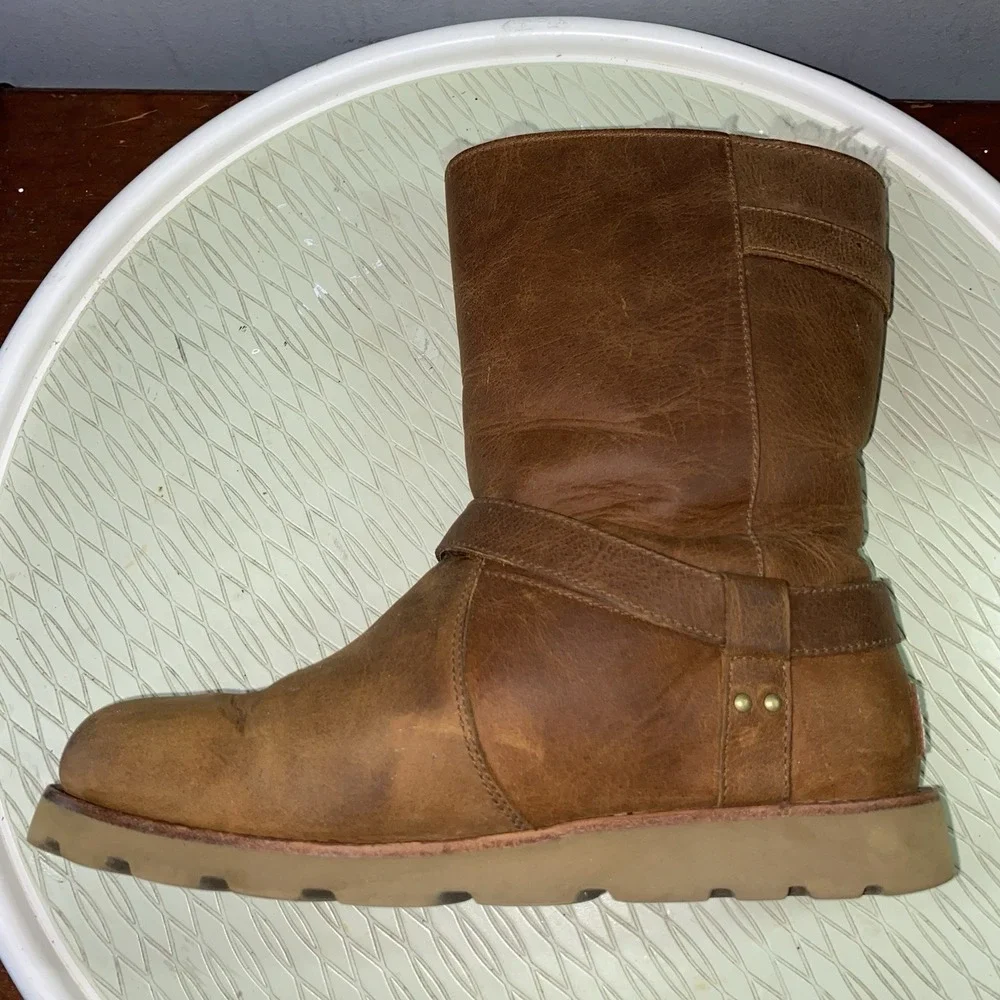 UGG Noira Womens Waterproof Leather Sheepskin Lining Boots Chestnut Brown 7